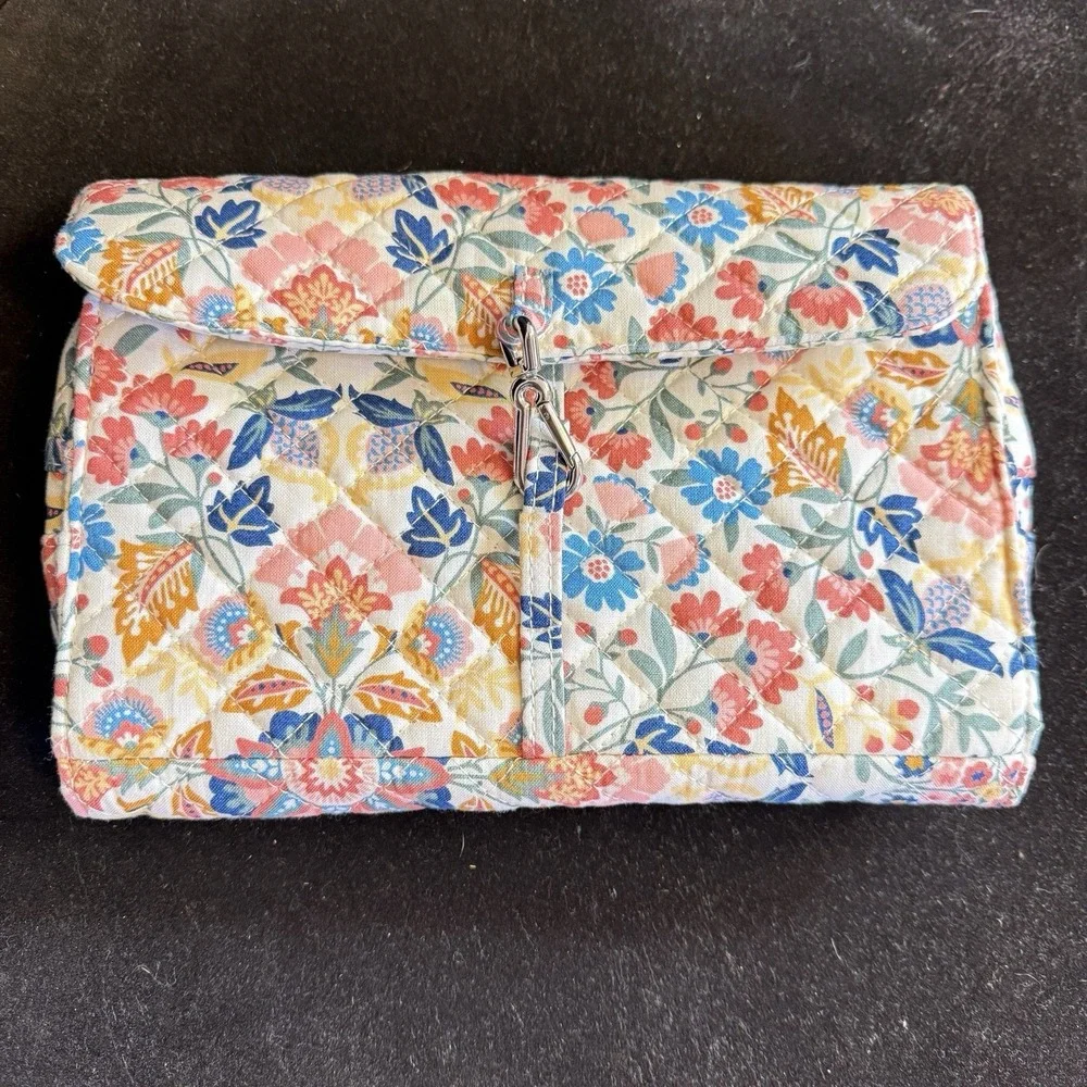 Vera Bradley Quilted Floral Travel Jewelry Organizer Zip Jewelry Case Vera